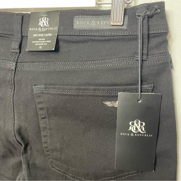 Rock & Rebublic Kendall Mid Rise Capri in Black NWT Women's Size 12 - Picture 9 of 14